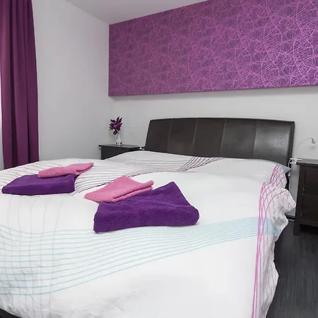 Orman Evi Patja-v Mesiacoch April Az November Pri Prenajati Aj Jedneho Apartmanu Uzavrieme Ostatne Apartmany, Aby Ste Si Uzili Sukromie *